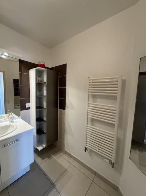 Appartement De Romain Анси Экстерьер фото